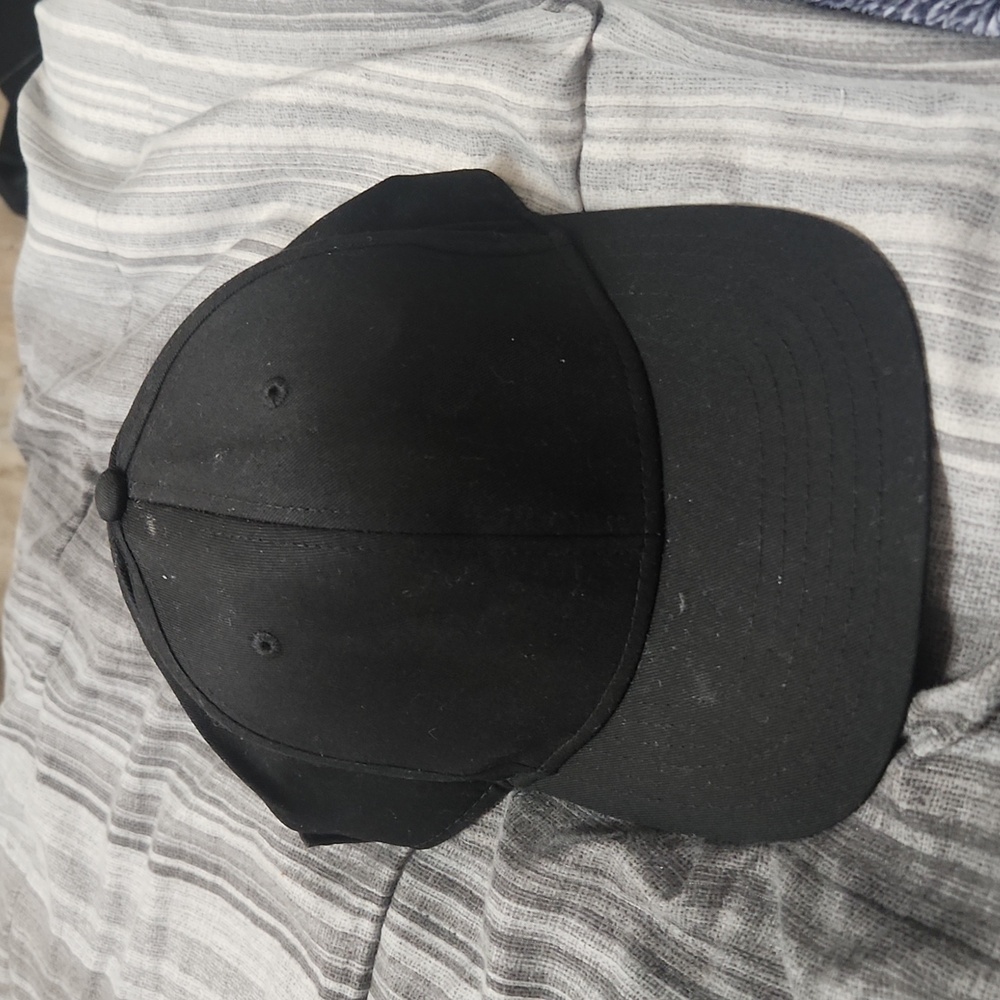 Plain Black Hat